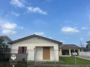 Casa · 3 Quartos · 1 Vaga · Casa Em Terreno de Esquina – Bairro 1º de Maio