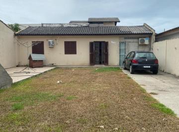 Casa · 3 Quartos · Casa À Venda No Bairro Zona Sul - Balneário Rincão/sc