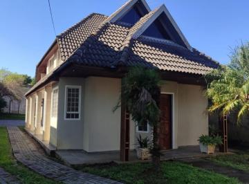 Casa · 280m² · 4 Quartos · 2 Vagas · Casa Para Venda Em Curitiba, Cajuru, 4 Dormitórios, 2 Suítes, 4 Banheiros, 2 Vagas