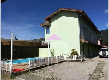 Casa de 5 quartos, Ubatuba · Casa Em Maranduba, Ubatuba/sp de 214 m² 5 Quartos À Venda por R$1.700.000