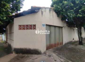 Casa · 200m² · 3 Quartos · 3 Vagas · Casa Residencial Com 3 Quartos, Disponível Para Venda No Bairro Alto Umuarama Em Uberlândia - Mg