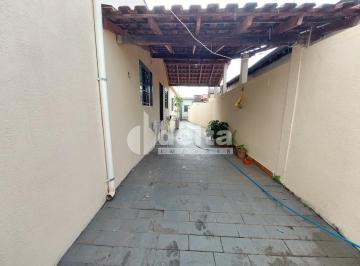 NULL · Casa Residencial Com 3 Quartos Sendo 1 Suíte Disponível Para Venda No Bairro Presidente Roosevelt Em