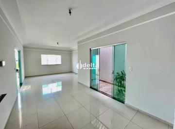 Casa · 300m² · 3 Quartos · 2 Vagas · Casa Com 3 Quartos Sendo 1 Suíte Disponível Para Venda No Bairro Jardim Holanda Em Uberlândia - Mg