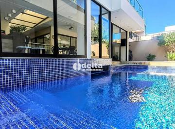 Casa · 468m² · 4 Quartos · 6 Vagas · Casa Em Condomínio Com 4 Suítes Disponível Para Venda No Bairro Nova Uberlândia Em Uberlândia - Mg