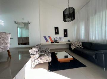 Sala · Casa de Alto Padrão Com Piscina E Sauna