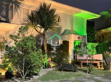Casa · 390m² · 4 Quartos · 2 Vagas · Casa de Condomínio Em Saguaçu - Joinville
