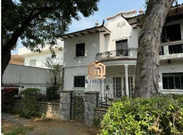 be160eef59515d70008f10ec1141d3e7.jpg · Casa Com 585 m², 4 Quartos, 4 Salas Ampla, Lavabo, Cozinha, Área de Serviços, Quintal, 6 Vagas, À Ven
