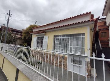 Casa · 137m² · 3 Quartos · 4 Vagas · Ótima Residência Em Excelente Localização No Centro