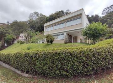Casa · 281m² · 4 Quartos · 6 Vagas · Casa Bem Localizada Com 04 Quartos E Amplo Estacionamento No Centro