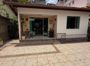 Casa · 308m² · 2 Quartos · 1 Vaga · Casa Em Nova Friburgo