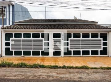 Casa · 200m² · 2 Quartos · 1 Vaga · Casa À Venda - Taguatinga, 2 Quartos, 200 m² - Brasília