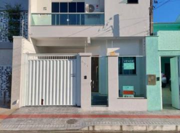 Casa · 195m² · 3 Quartos · 2 Vagas · Casa Em Centro, Balneário Camboriú/sc de 195 m² 3 Quartos À Venda por R$1.500.000