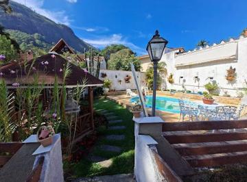 Casa · 185m² · 3 Quartos · 2 Vagas · Casa Em Cônego, Nova Friburgo/rj de 185 m² 3 Quartos À Venda por R$2.200.000