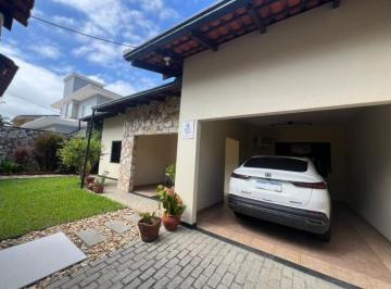 Casa · 200m² · 3 Quartos · 2 Vagas · Casa Em Ressacada, Itajaí/sc de 200 m² 3 Quartos À Venda por R$1.930.000