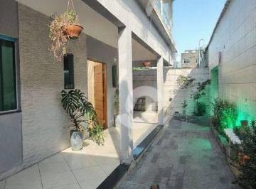 Casa · 500m² · 3 Quartos · 5 Vagas · Casa Em Mutuá, São Gonçalo/rj de 500 m² 3 Quartos À Venda por R$750.000