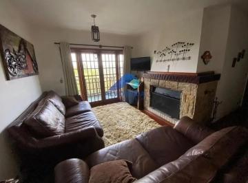 Apartamento · 118m² · 3 Quartos · 2 Vagas · Apartamento Em, Campos Do Jordão/sp de 118 m² 3 Quartos À Venda por R$750.000