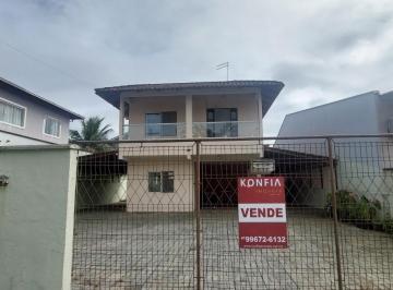 Casa · 120m² · 4 Quartos · 2 Vagas · Casa Em, São Francisco Do Sul/sc de 120 m² 4 Quartos À Venda por R$750.000