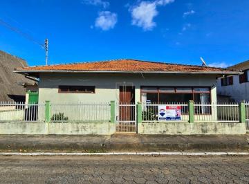 Casa · 197m² · 4 Quartos · 4 Vagas · Casa a 100 m Da Praia Com Edicula Em Meia Praia, Navegantes