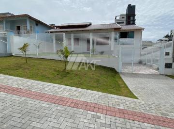 Casa · 160m² · 3 Quartos · Casa Padrão Em Chapecó