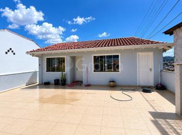 Comercial · 450m² · 7 Vagas · Prédio de Kitnets Com Casa de 450 m² Em São José