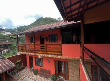Casa · 305m² · 5 Quartos · 4 Vagas · Casa Em São Pedro Da Serra, Nova Friburgo/rj de 305 m² 5 Quartos À Venda por R$750.000