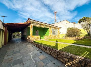 Casa · 120m² · 3 Quartos · 6 Vagas · Casa Em Badu, Niterói/rj de 120 m² 3 Quartos Para Locação R$4.500,00/mes