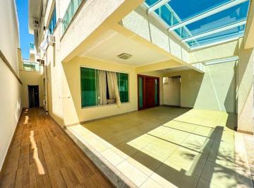 Casa · 450m² · 6 Quartos · 4 Vagas · Casa Em Itaipu, Niterói/rj de 450 m² 6 Quartos Para Locação R$12.500,00/mes