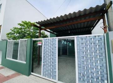 Casa · 39m² · 2 Quartos · 1 Vaga · Casa Em Santa Regina, Itajaí/sc de 39 m² 2 Quartos À Venda por R$340.500