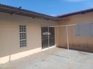 Casa · 220m² · 2 Quartos · 2 Vagas · Casa Em São João, Araçatuba/sp de 220 m² 2 Quartos À Venda por R$270.000