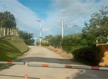 Terreno · 4000m² · Terreno Em, Guararema/sp de 4000 m² À Venda por R$250.000