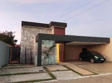 Casa · 220m² · 3 Quartos · 4 Vagas · Casa Em Ponte Alta (Gama), Brasília/df de 220 m² 3 Quartos À Venda por R$995.000