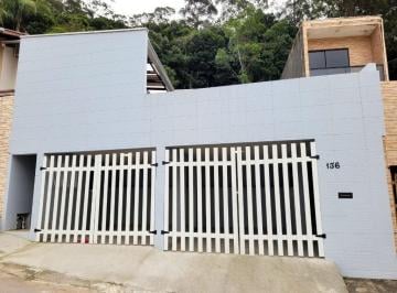 Casa · 265m² · 3 Quartos · 4 Vagas · Casa Em Fazenda, Itajaí/sc de 265 m² 3 Quartos À Venda por R$1.150.000