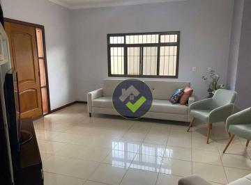 Casa · 225m² · 3 Quartos · 5 Vagas · Casa Em Jardim Itamaraty, Lençóis Paulista/sp de 225 m² 3 Quartos À Venda por R$890.000