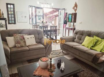 Casa · 196m² · 3 Quartos · 5 Vagas · Casa Em Jardim América, São José Dos Campos/sp de 196 m² 3 Quartos À Venda por R$1.040.000