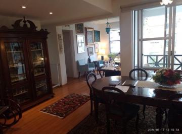 Apartamento · 133m² · 4 Quartos · 1 Vaga · Cobertura Em Itacorubi, Florianópolis/sc de 133 m² 4 Quartos À Venda por R$1.200.000