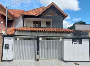 Casa · 246m² · 4 Quartos · "Seu Novo Lar Dos Sonhos Na Paraíba Espera por Você!"