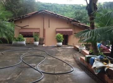 Casa · 200m² · 2 Quartos · 2 Vagas · Casa Para Venda Em Zona Rural de 200.00 m² Com 2 Quartos E 2 Garagens