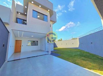 Casa · 220m² · 3 Quartos · 5 Vagas · Sobrado de Esquina | Vila Oliveira – Aparecida de Goiânia