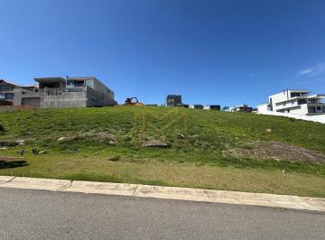 Terreno · 448m² · Terreno Em Condomínio Para Venda Em Santana de Parnaíba, Sítio Do Morro