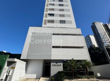 Apartamento · 205m² · 3 Quartos · 1 Vaga · Cobertura Com 3 Dormitórios Sendo 2 Suítes