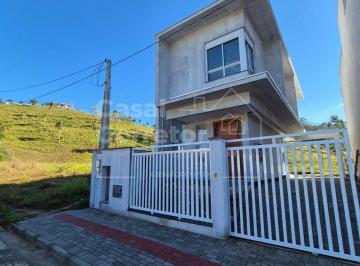 Casa · 127m² · 3 Quartos · 2 Vagas · Casa de 2 Pisos Com 3 Sdormitórios Sendo 1 Suíte