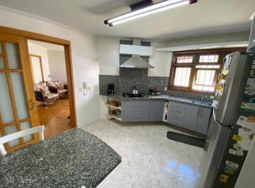 Casa · 270m² · 4 Quartos · 2 Vagas · Casa Com 4 Dormitórios E Com 270 m², No Bairro Cinquentenário