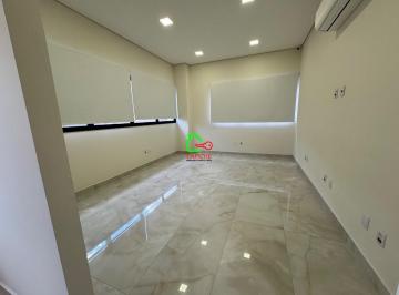 Comercial · 30m² · 3 Vagas · Sala Comercial Para Alugar Em Santa Rosa de 30.00 m² Com 3 Garagens