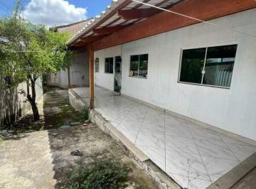 Casa · 80m² · 2 Quartos · 2 Vagas · Oportunidade Imperdível: Casa Com Lote de 200 m²