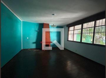 Casa · 200m² · 3 Quartos · 6 Vagas · Imoveis - Em Piedade