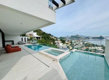 Casa · 420m² · 5 Quartos · 4 Vagas · Casa Em Charitas, Niterói/rj de 420 m² 5 Quartos À Venda por R$9.950.000