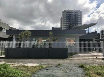 Casa · 130m² · 2 Quartos · 2 Vagas · Casa Em Centro, Itajaí/sc de 130 m² 2 Quartos À Venda por R$1.200.000
