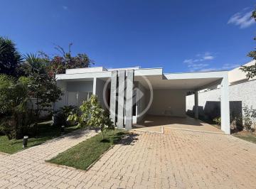 Casa · 214m² · 4 Quartos · 4 Vagas · Casa Condomínio 4 Quartos