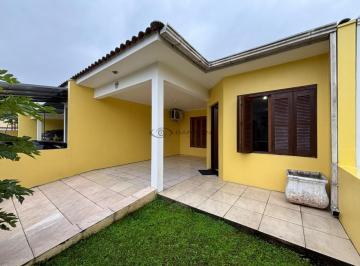 Casa · 70m² · 2 Quartos · 1 Vaga · Imobiliária Santa Cruz Do Sul. Geminado Próximo Ao Centro 02 Dormitórios, Frente