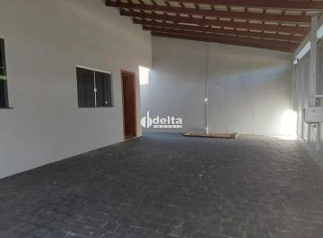 Casa · 300m² · 3 Quartos · 4 Vagas · Casa Residencial Com 3 Quartos Sendo 1 Suíte Disponível Para Venda No Bairro Custódio Pereira Em Ube